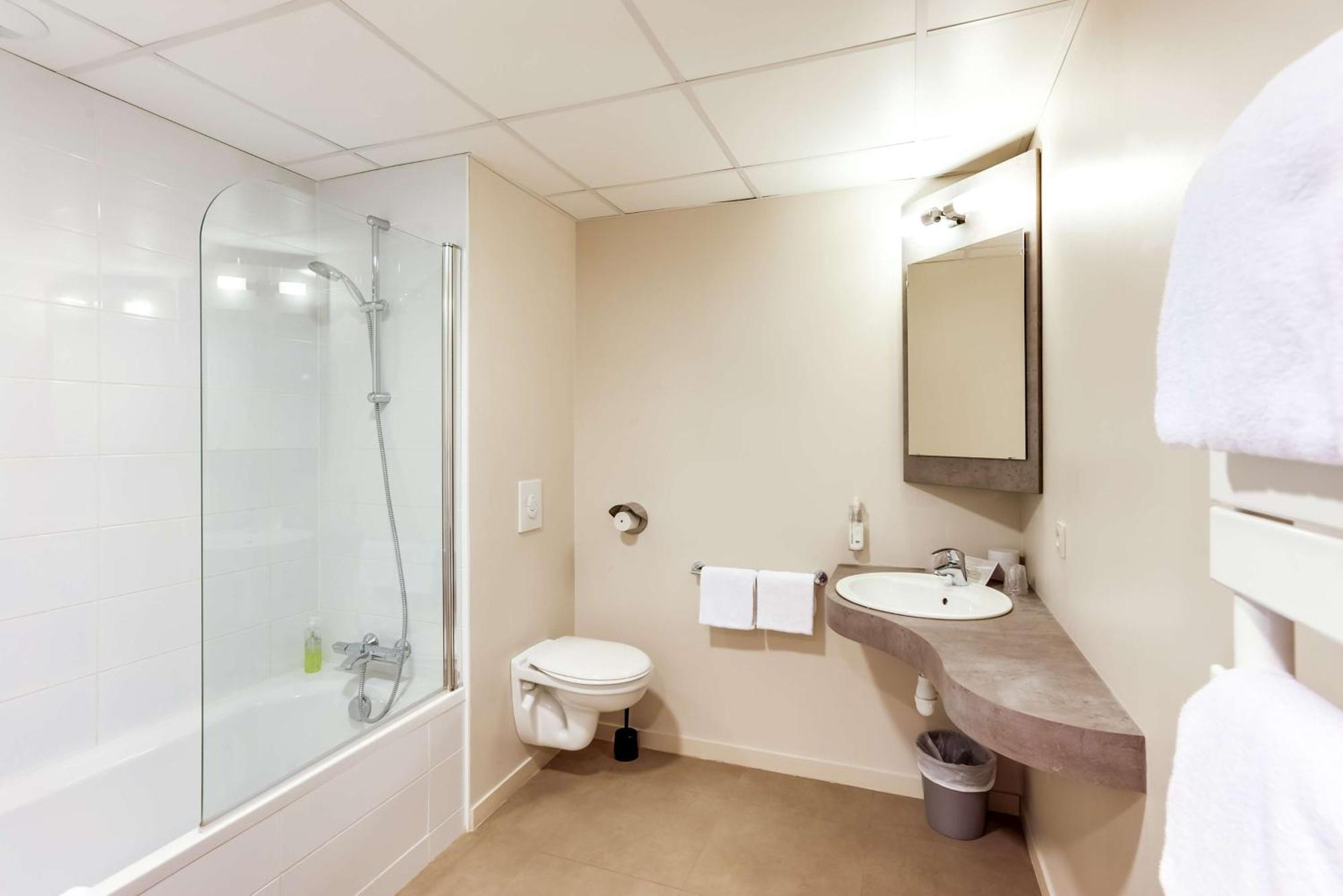 Brit Hotel Le Galion & Spa ビニック エクステリア 写真